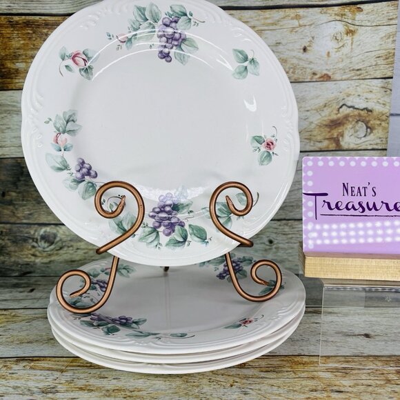 Pfaltzgraff GRAPEVINE Purple Pink Floral Stoneware Embossed Dinner